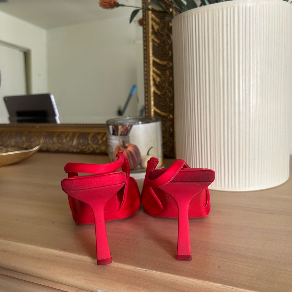 Zara Vibrant Red Slingback Heels - Picture 4 of 6